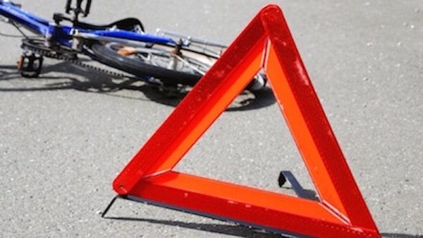 На Центральной площади Зеленограда машина сбила ребенка-велосипедиста