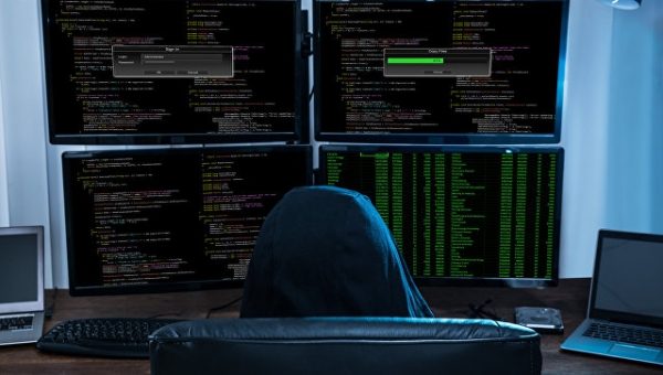 Ушаков: сообщения о возможных кибератаках США уже на грани хамства