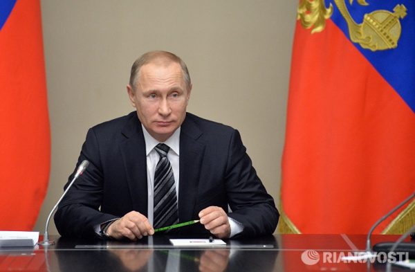Путин подписал закон о приоритете натурального возмещения по ОСАГО