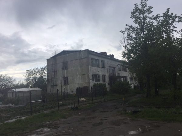 В Солнечногорской Радумле ураган снес крышу двухэтажного дома
