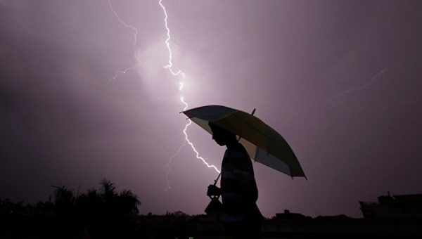 На севере Индии от ударов молнии погибли около 20 человек