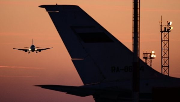 В Испании двое британцев слепили лазером пилотов самолетов