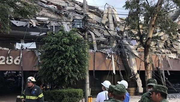 Число погибших при землетрясении в Мексике превысило 290 человек