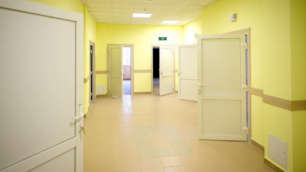 Губернатора поблагодарили за открытие поликлиники с детским отделением в Павшинской пойме