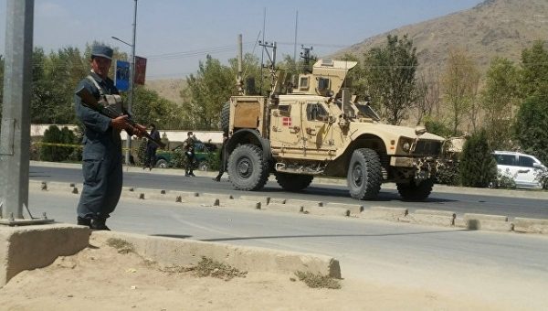 При атаке смертника в Кабуле никто из военных не пострадал, сообщили в НАТО