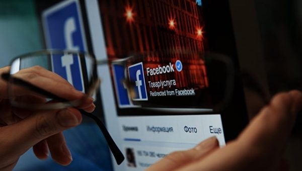 В США могут опубликовать данные Facebook о “российских ботах”