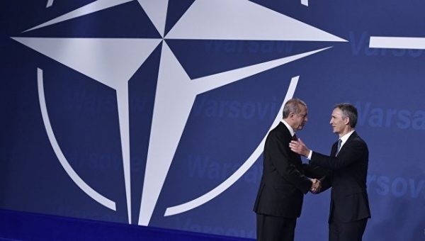Генсек НАТО еще раз извинился перед Эрдоганом за инцидент на учениях