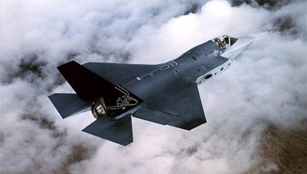 Военный врач раскрыл причину плохого самочувствия пилотов F-35