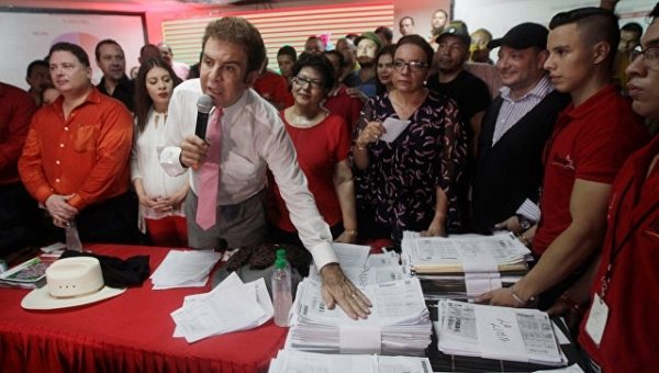 В Гондурасе подсчитали 100% бюллетеней на президентских выборах