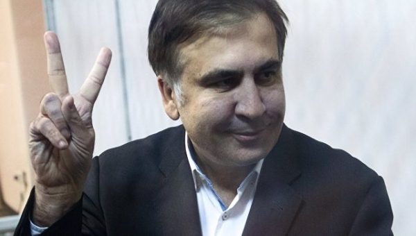 Депутат Рады назвал отказ суда арестовать Саакашвили пощечиной Порошенко