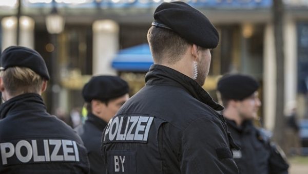 На западе Германии обнаружили пятисоткилограммовую бомбу