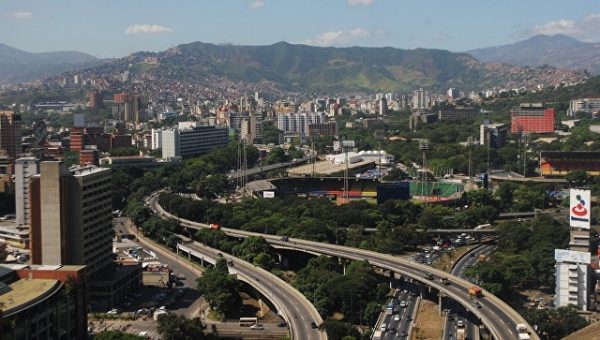 В Венесуэле вновь приостановили переговоры властей и оппозиции