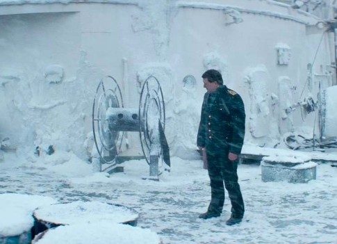 Плен Антарктиды: смотрите фильм-катастрофу «Ледокол» на канале «Наш детектив»