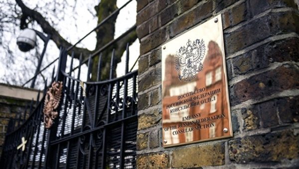 Посольство: следствие по делу Скрипалей не готово работать в правовом поле