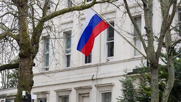 Посольство России потребовало от Лондона поделиться фактами о “кибератаках”