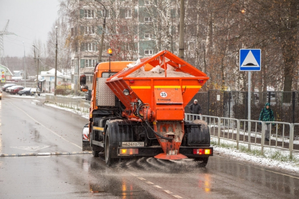 Уборка улиц и дворов округа от снега проводится в штатном режиме