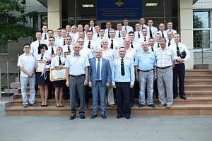 Сотрудников ГИБДД поздравили с 80-летием Госавтоинспекции