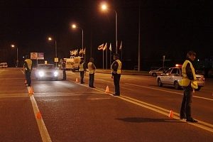 За одну ночь полицейские задержали 8 пьяных водителей