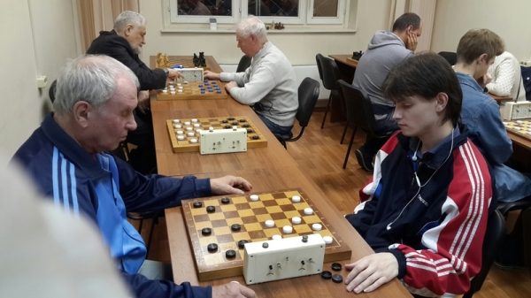 7 октября состоялись финальные окружные соревнования по шашкам