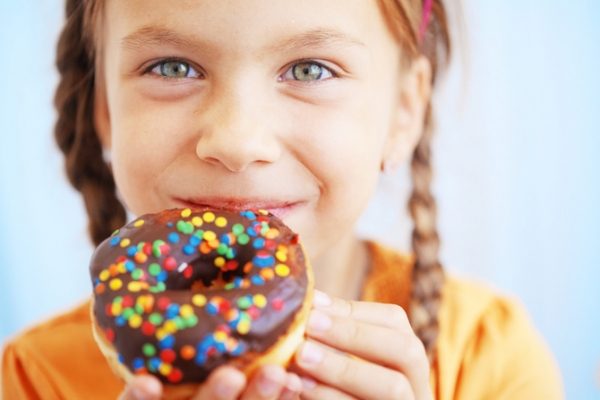 
Ребёнок и сладости: выстраиваем правильные отношения                                                