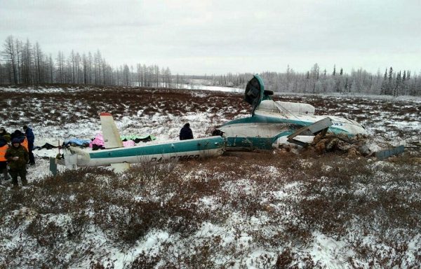 Специалисты начали расшифровку "черных ящиков" Ми-8, разбившегося на Ямале