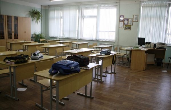 В Красноярске уволен директор школы, ученик которой убил одноклассника