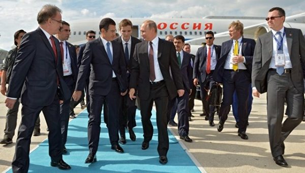 Лидеры РФ, Турции и Азербайджана побеседовали перед энергетическим форумом