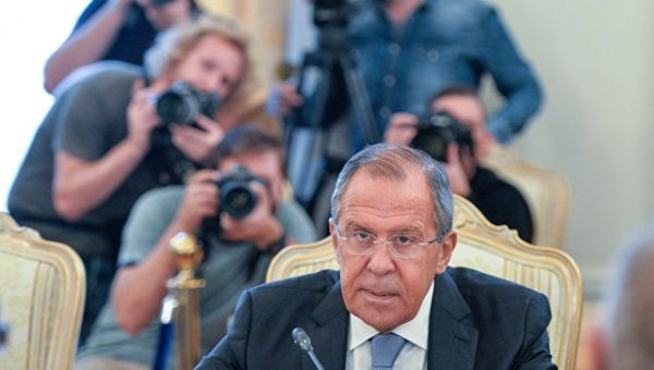 Москва рассчитывает обсудить с французской стороной ситуацию на Украине