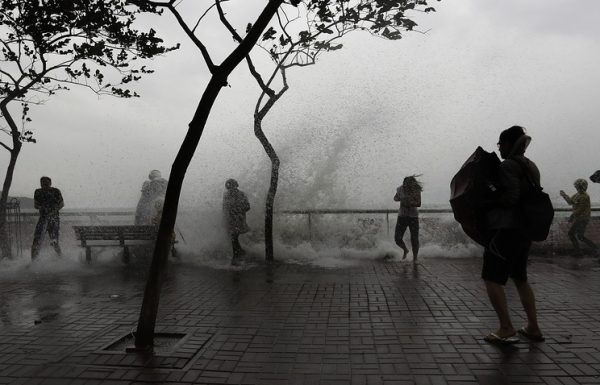 Тайфун "Хайма" обрушился на континентальный Китай