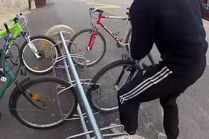 Полицейские задержали серийного вора велосипедов