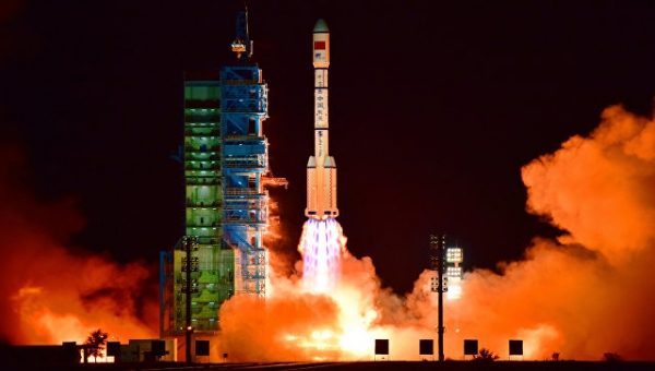 Пуск крупнейшей ракеты-носителя КНР "Чанчжэн-5" признан успешным 