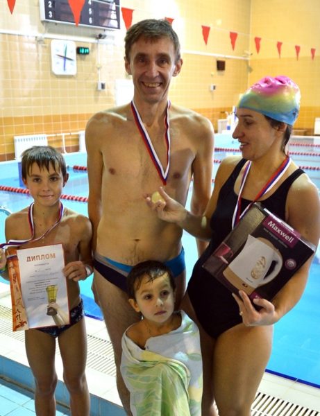 29 октября прошли соревнования спортивных семей «Водные старты»