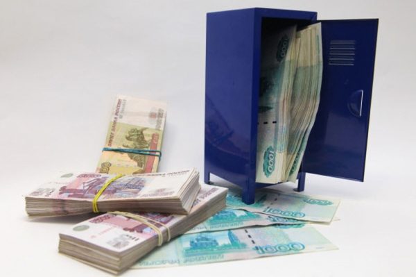 Безработный попался на краже 15 тысяч рублей из сейфа столичной фирмы
