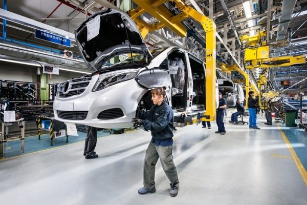 Колледжи в Солнечногорске и Клину будут готовить кадры для завода Mercedes, который постоят под Солнечногорском