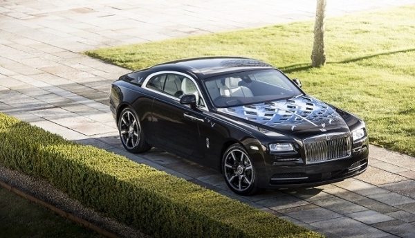 Rolls-Royce представит 9 коллекционных автомобилей