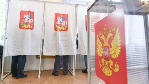 Избирательные участки открылись в Московской области