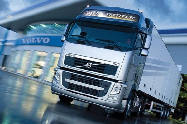 Тягач Volvo за 5 млн рублей угнали в Красногорске