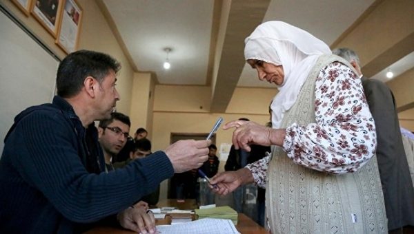 В Турции во время референдума произошла перестрелка, два человека погибли