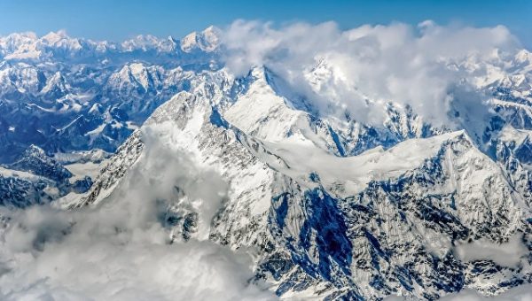 Британский альпинист рассказал об обрушении части Эвереста