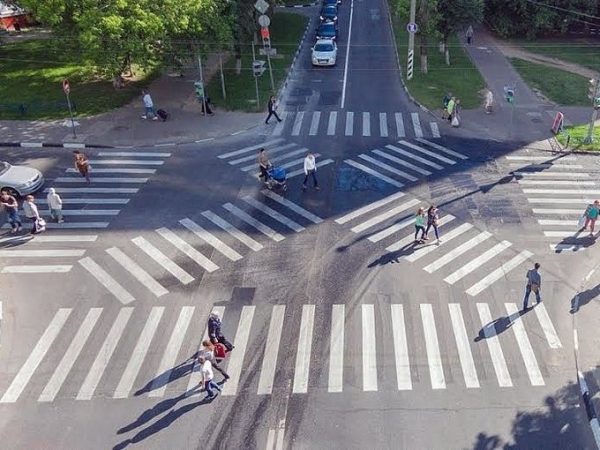 На 19 улицах Москвы появятся новые диагональные пешеходные переходы
