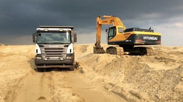 Сотрудники Минэкологии остановили незаконную добычу песка в Солнечногорском районе