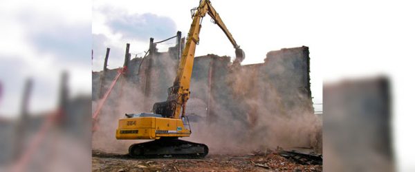 
			
												
				Почти 130 домов попадают «под снос» в результате запланированного строительства трассы М-10 — Саврасово