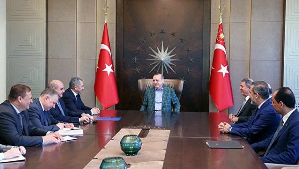 Эрдоган и Шойгу обсудили действия сил самообороны сирийских курдов в Африне