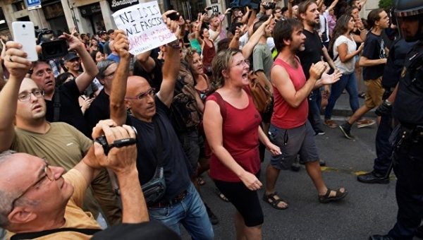 В Барселоне разогнали митинг против “исламизации Европы”
