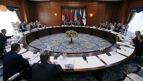 Вопрос о выходе Армении из ЕАЭС вынесут на заседание парламента
