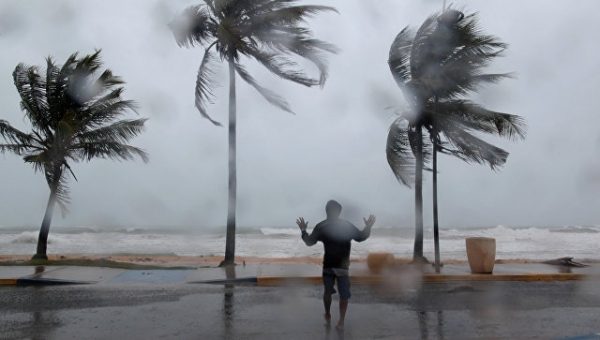 Остров Пуэрто-Рико полностью обесточен из-за урагана “Мария”