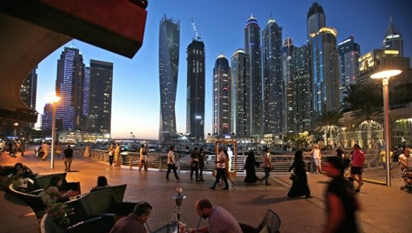 В ОАЭ туриста посадили в тюрьму за случайное прикосновение к незнакомцу