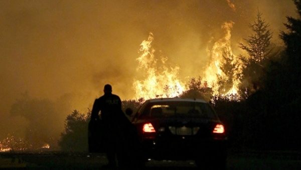 В Калифорнии пожары уничтожили около 3,5 тысяч построек