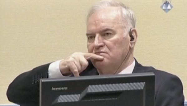 Приговор Младичу доказывает предвзятость суда, считают эксперты