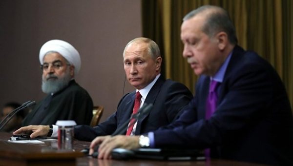Лавров прокомментировал итоги встречи глав России, Турции и Ирана в Сочи